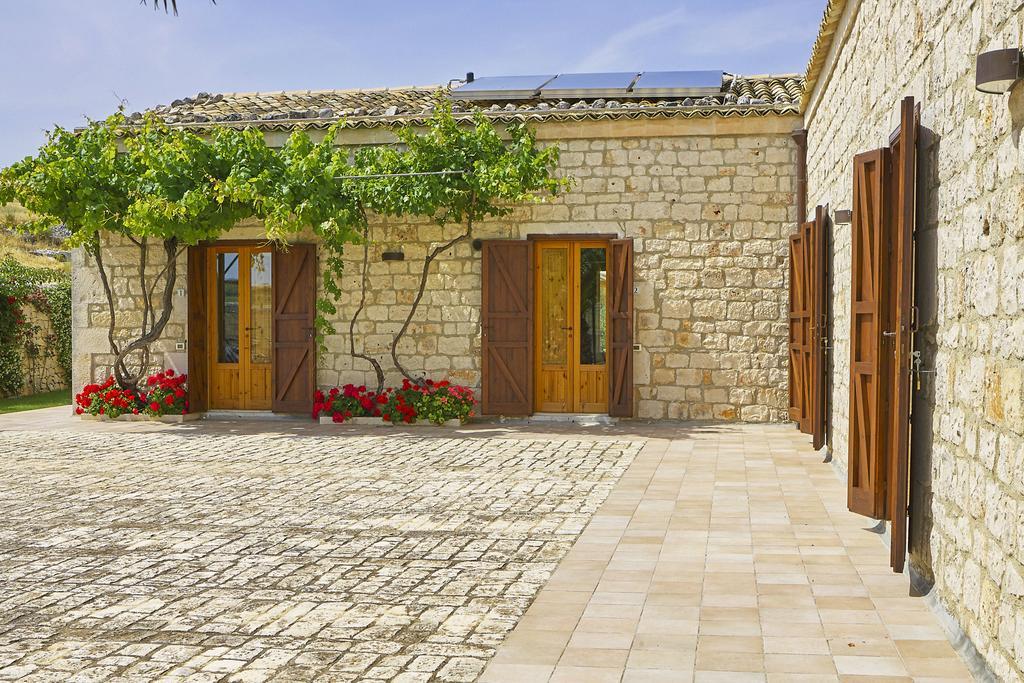 Casa Al Castello Guest House Ragusa Eksteriør bilde