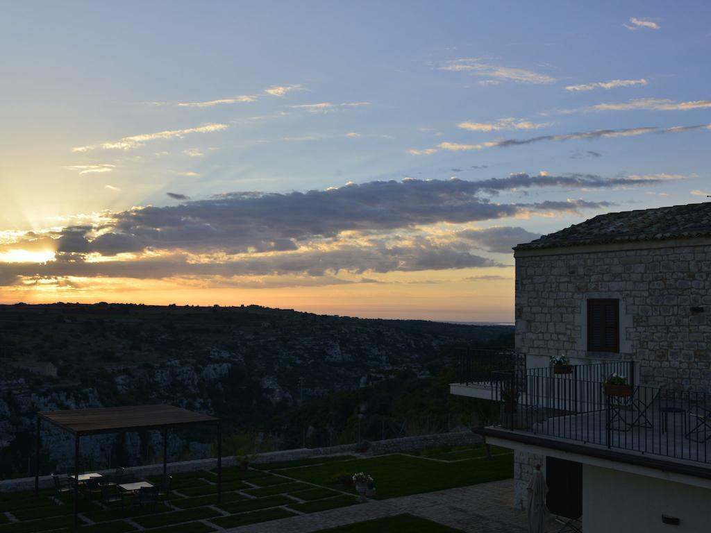 Casa Al Castello Guest House Ragusa Eksteriør bilde